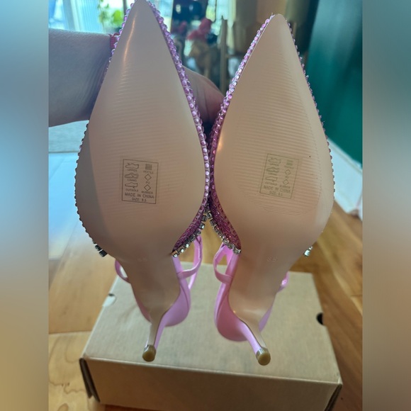AZALEA WANG ON MY TAB EMBELLISHED SLINGBACK PUMP IN PINK. Spring! Beautiful - Picture 5 of 8
